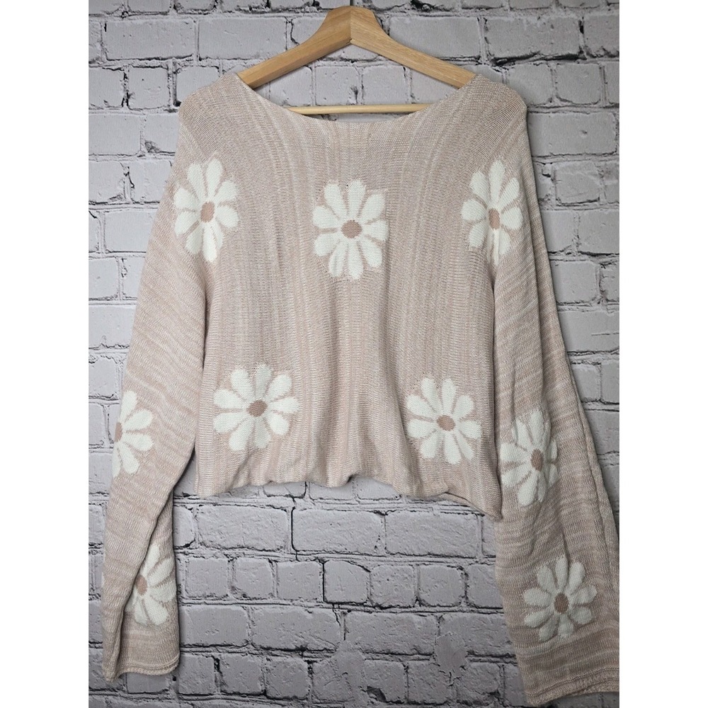 Altar'd State Pink Daisy Floral Cropped Sweater Size Large 100% Cotton Boho Knit - Picture 7 of 10